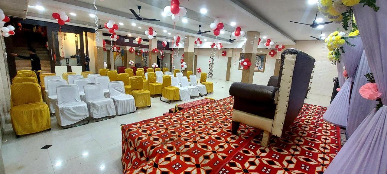 Ap Palace Hotel, Ayodhya Dış mekan fotoğraf