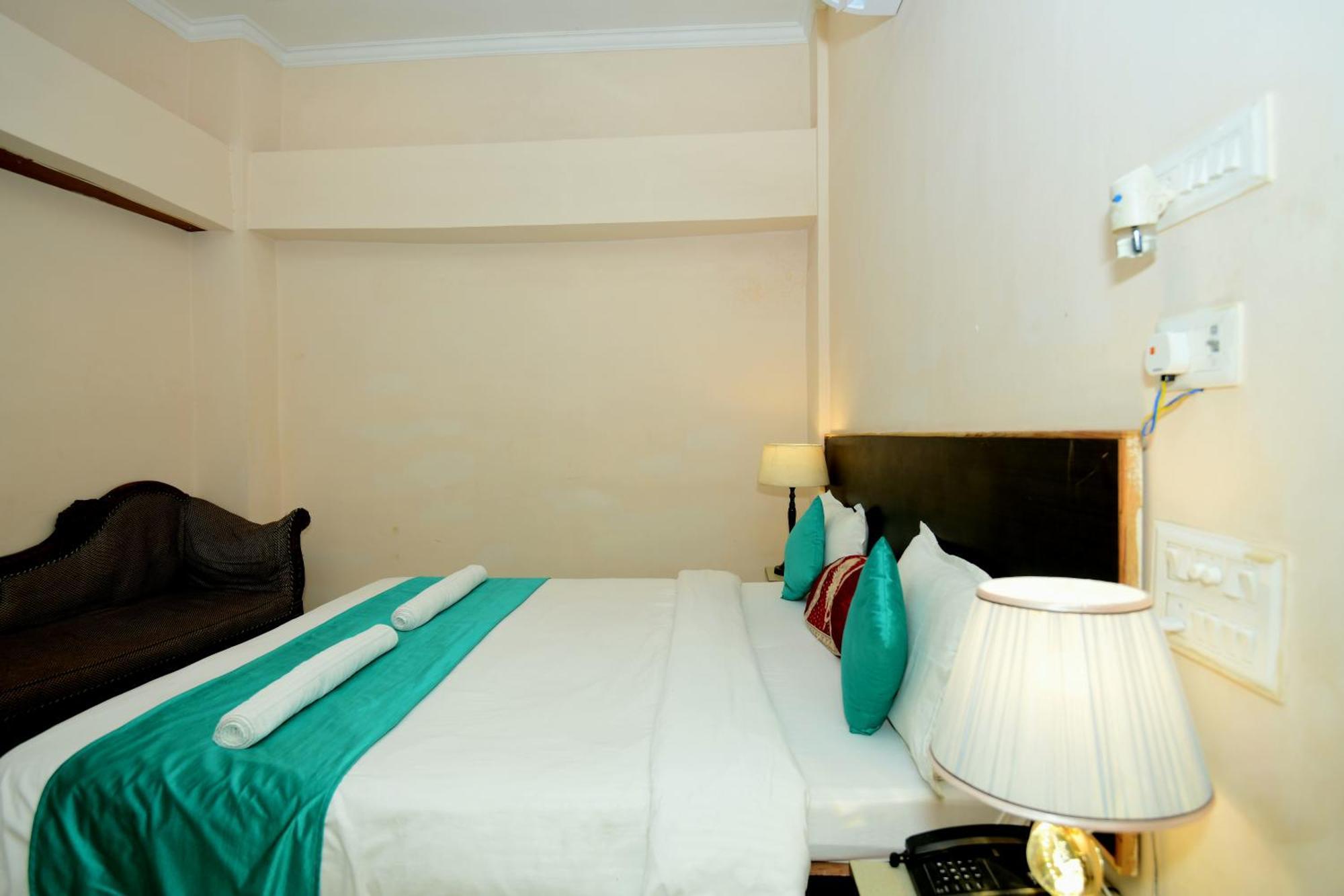 Ap Palace Hotel, Ayodhya Dış mekan fotoğraf