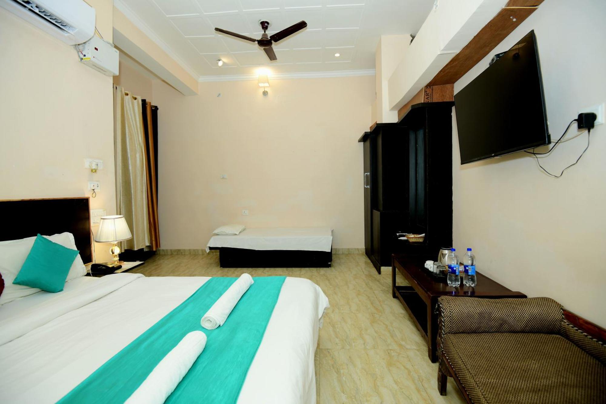 Ap Palace Hotel, Ayodhya Dış mekan fotoğraf