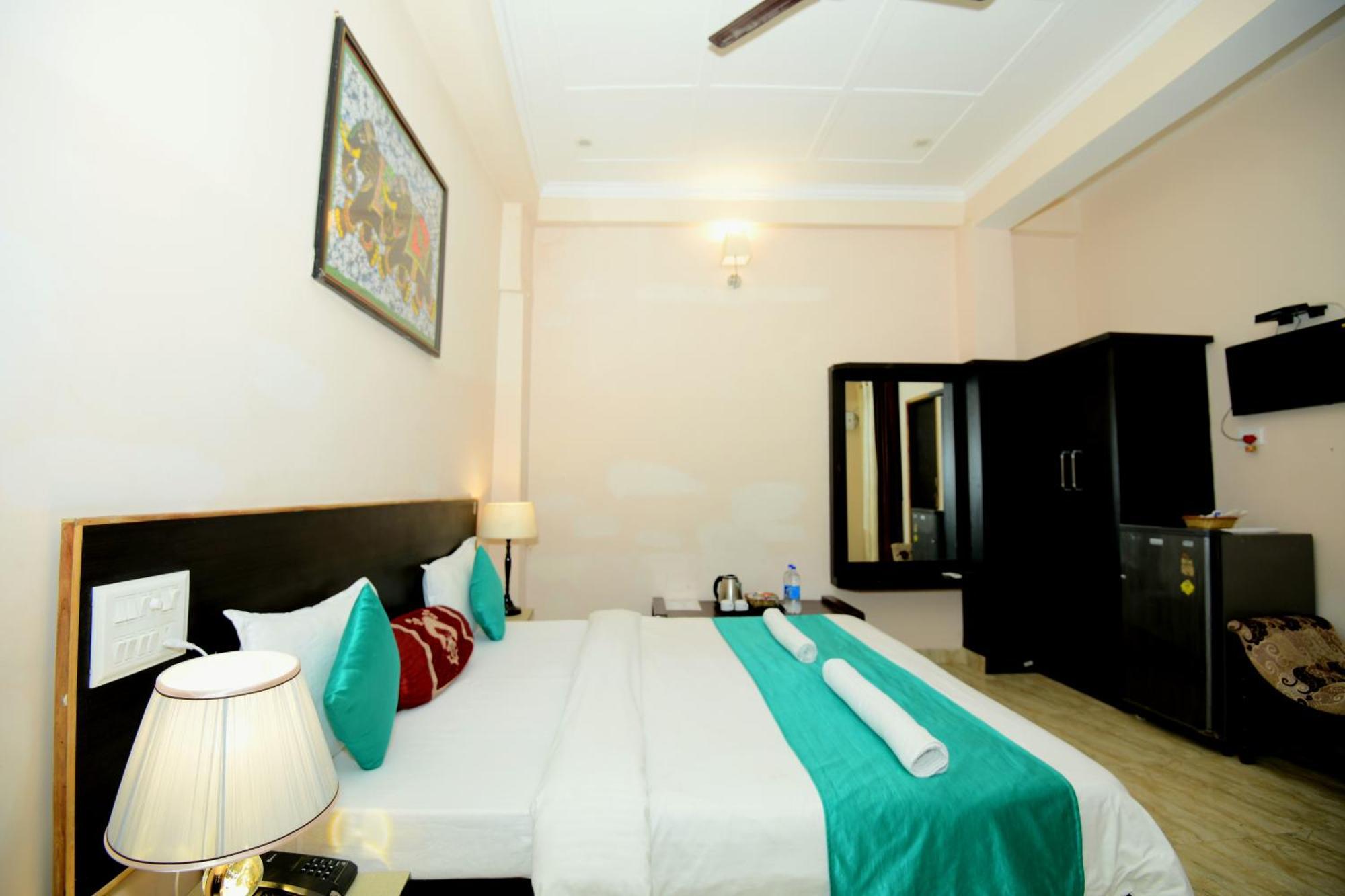 Ap Palace Hotel, Ayodhya Dış mekan fotoğraf