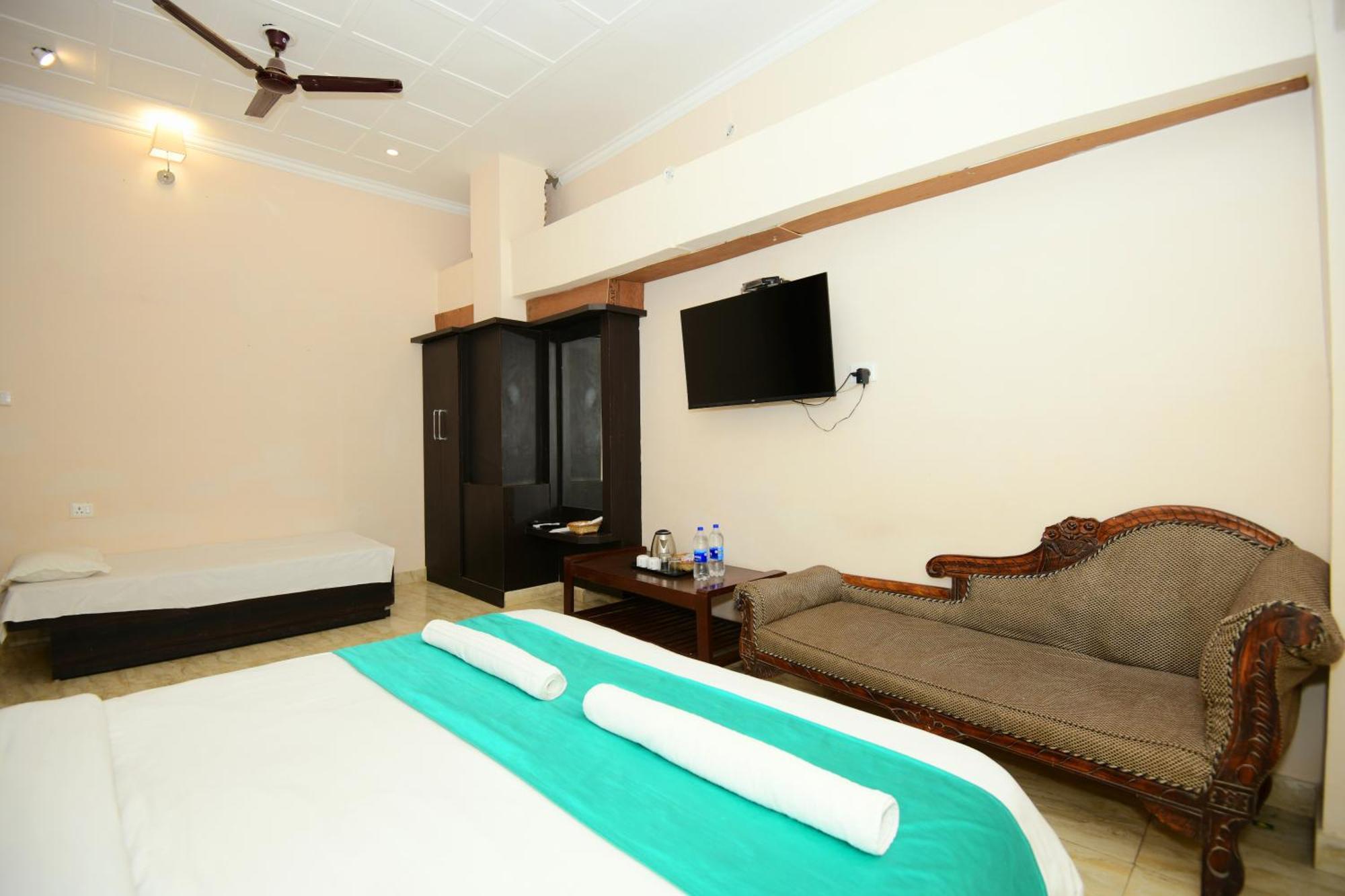 Ap Palace Hotel, Ayodhya Dış mekan fotoğraf
