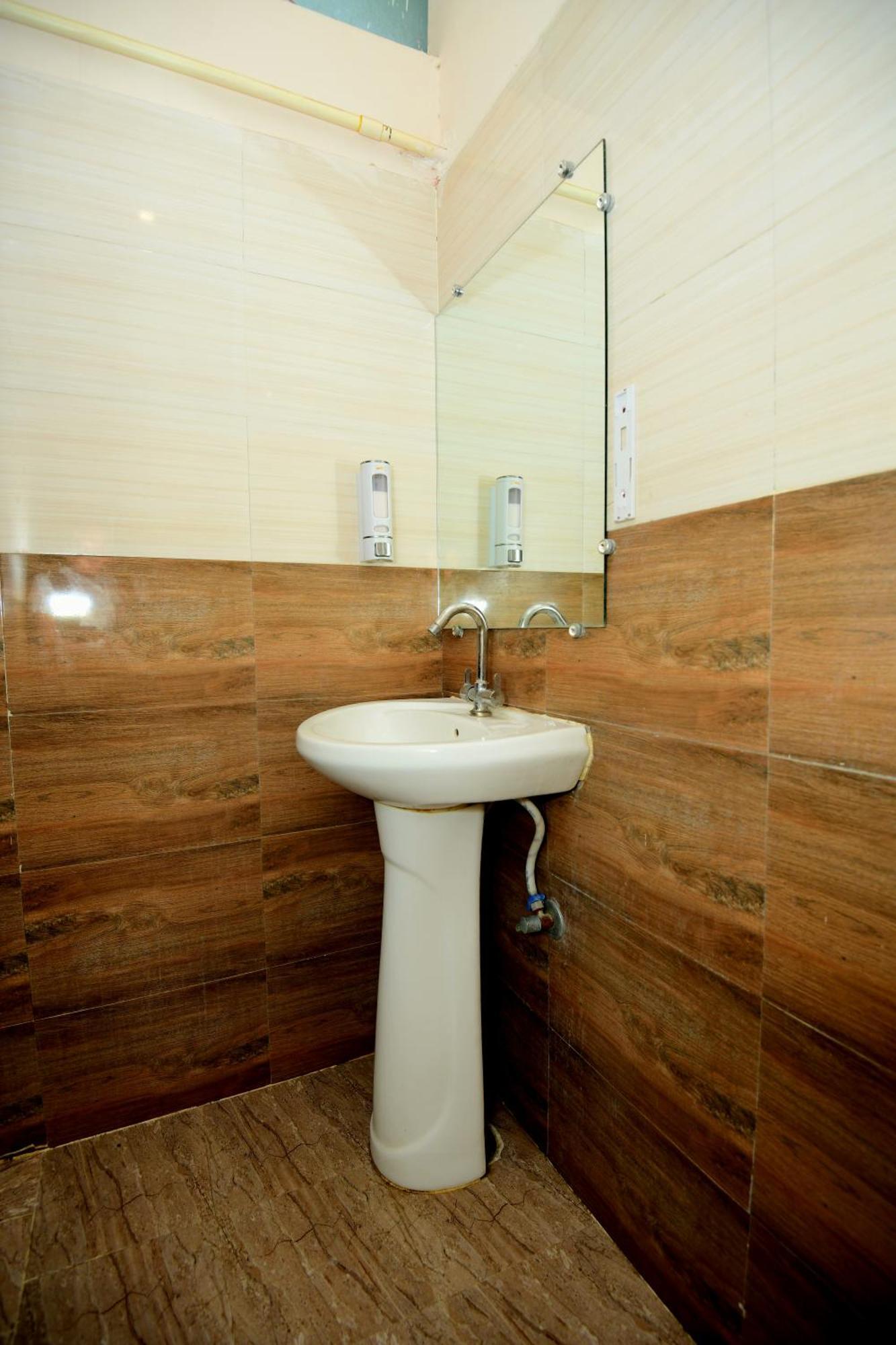 Ap Palace Hotel, Ayodhya Dış mekan fotoğraf